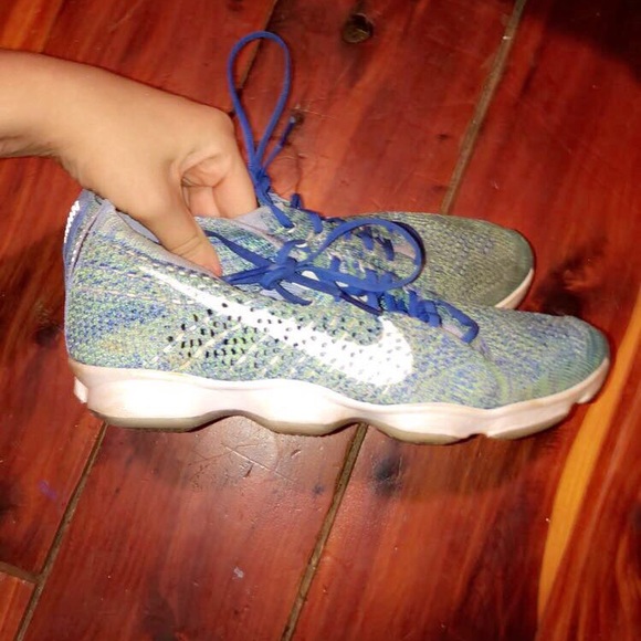 Nike Flyknit Zoom 200m - Picture 2 of 5